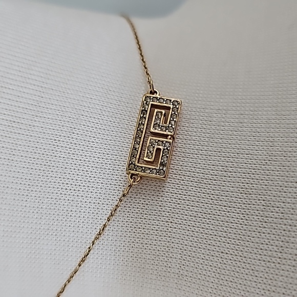 Givenchy Necklace - Picture 3 of 6